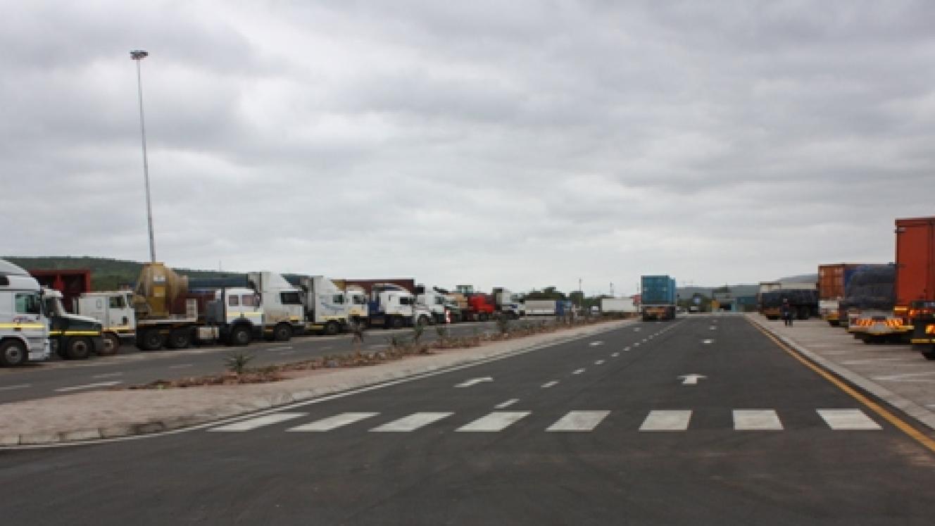 The KM4 Road in Ressano Garcia