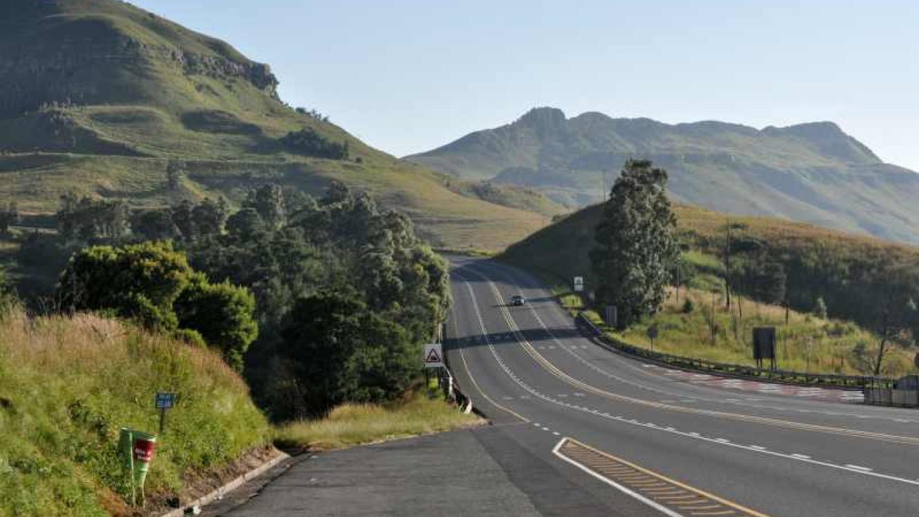 The Van Reenen Pass on the N3.