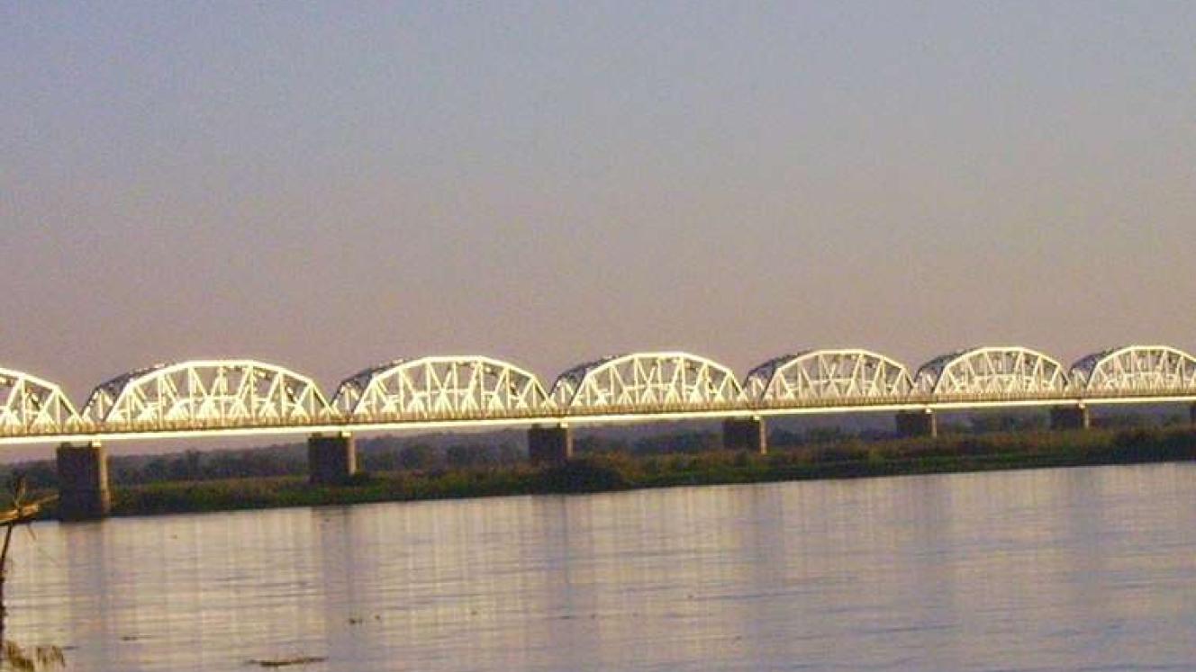 The historic Dona Ana bridge.
