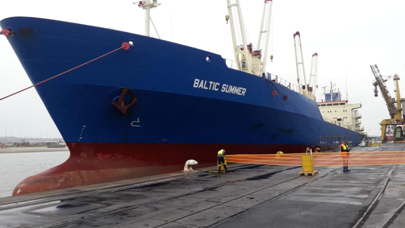 The Baltic Summer will be used for the first bulk citrus shipment to China and Japan.