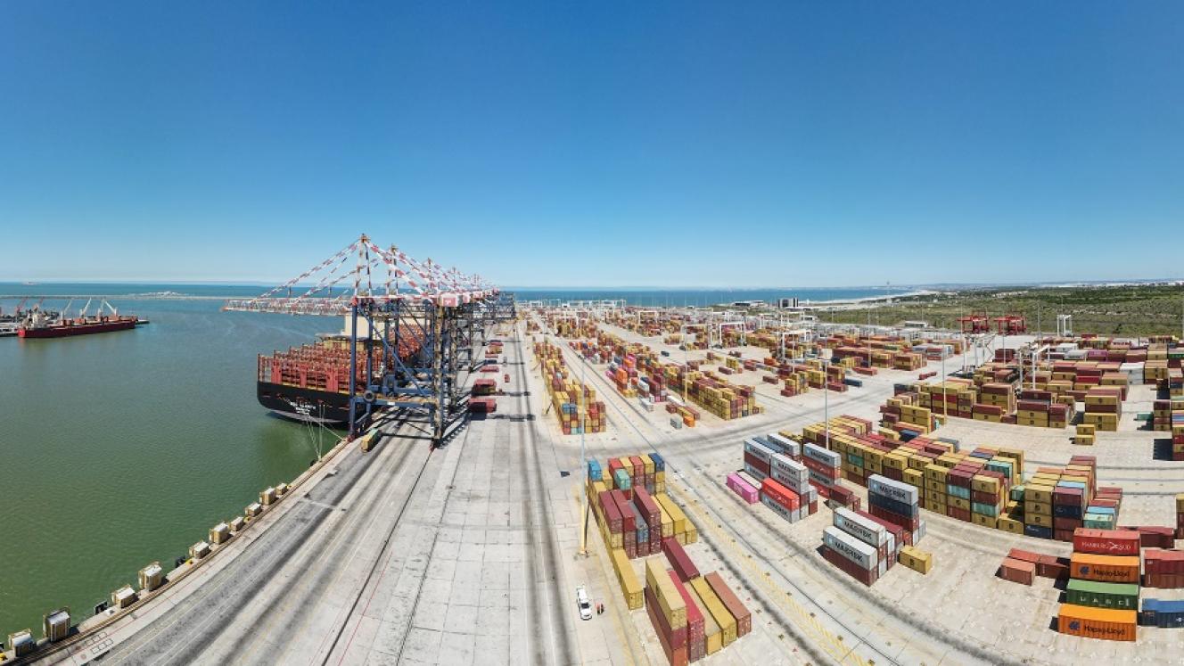 Ports authority strikes R22bn LNG deal | Freight News