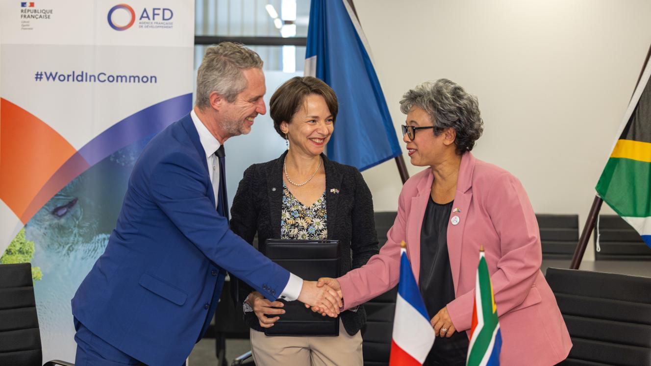 French Ambassador David Martinon; AFD Regional Director (Southern Africa) Marie-Hélène Loison; Transnet GCE Michelle Phillips.