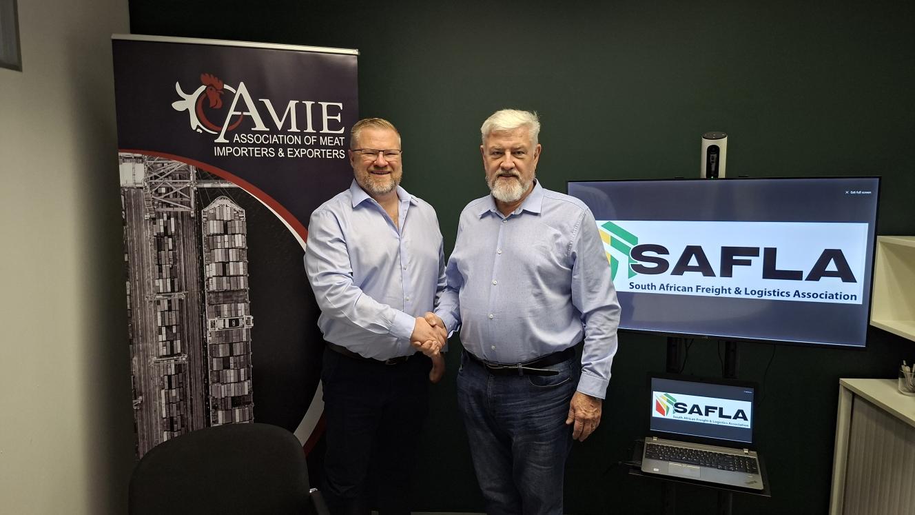 Jonathan McDonald, Vice Chair of SAFLA, with Paul Matthew, CEO of AMIE SA. 