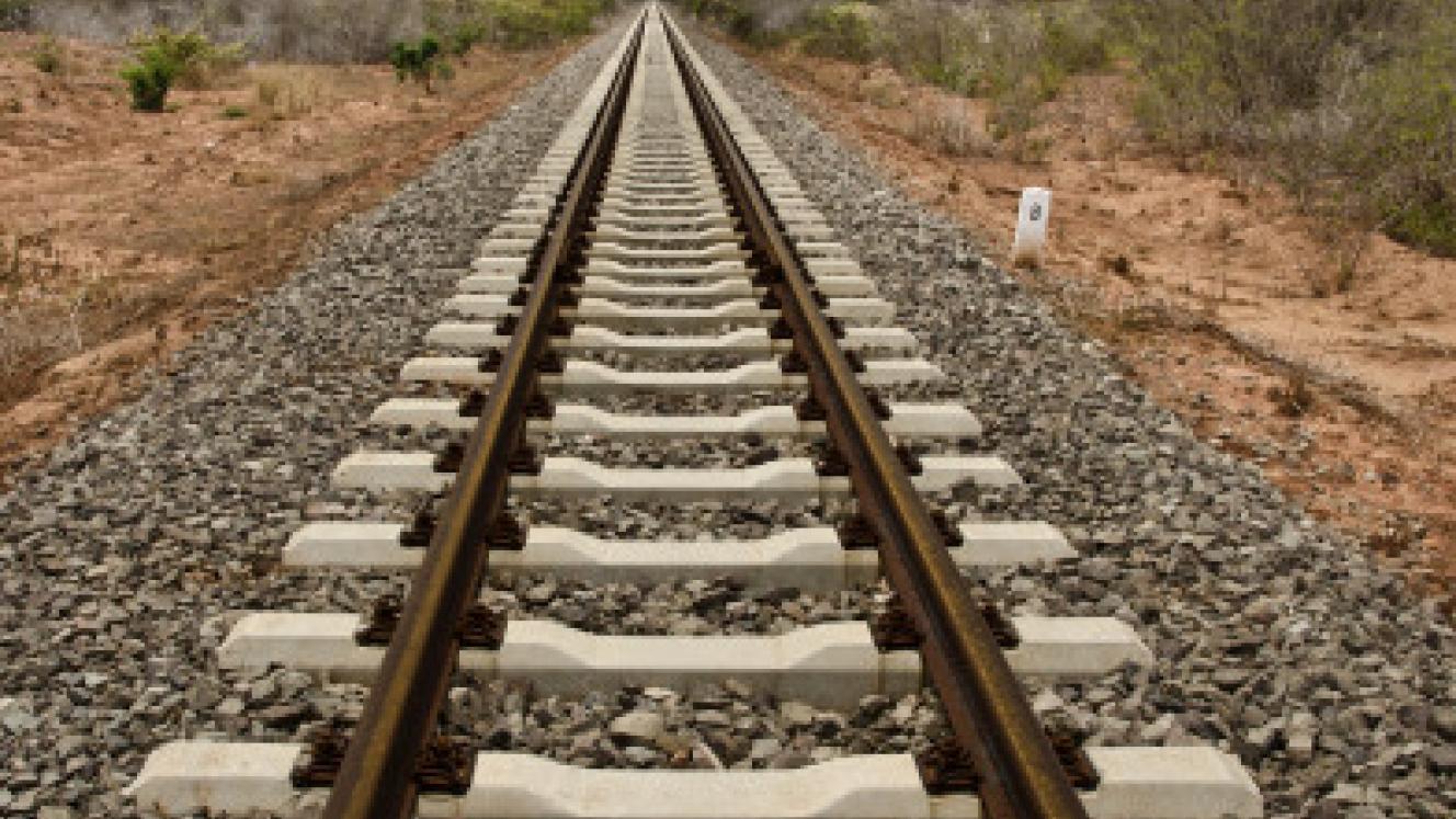 The Cape gauge (pictured here) is 1065 mm wide, whereas the standard gauge is wider at 1 435 mm.