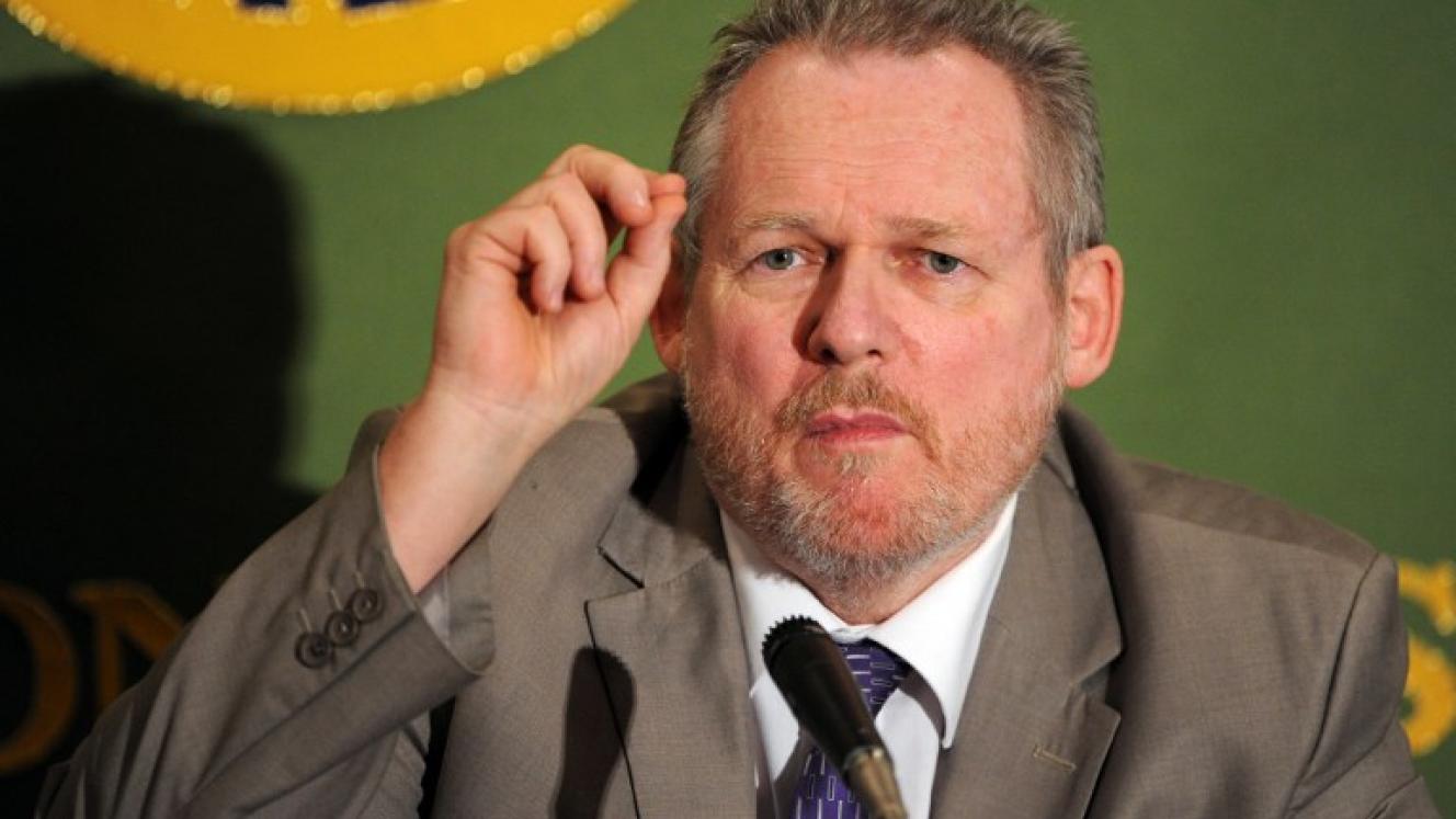 Dr Rob Davies.