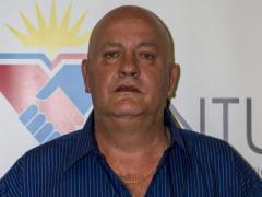 Untu president, Wyndham Evans.