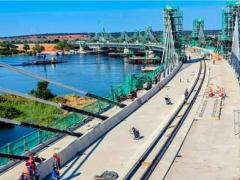The new soon-to-open bridge across the Zambezi.
