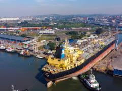 A record-sized tanker has docked at Durban's Prince Edward Graving Dock. 