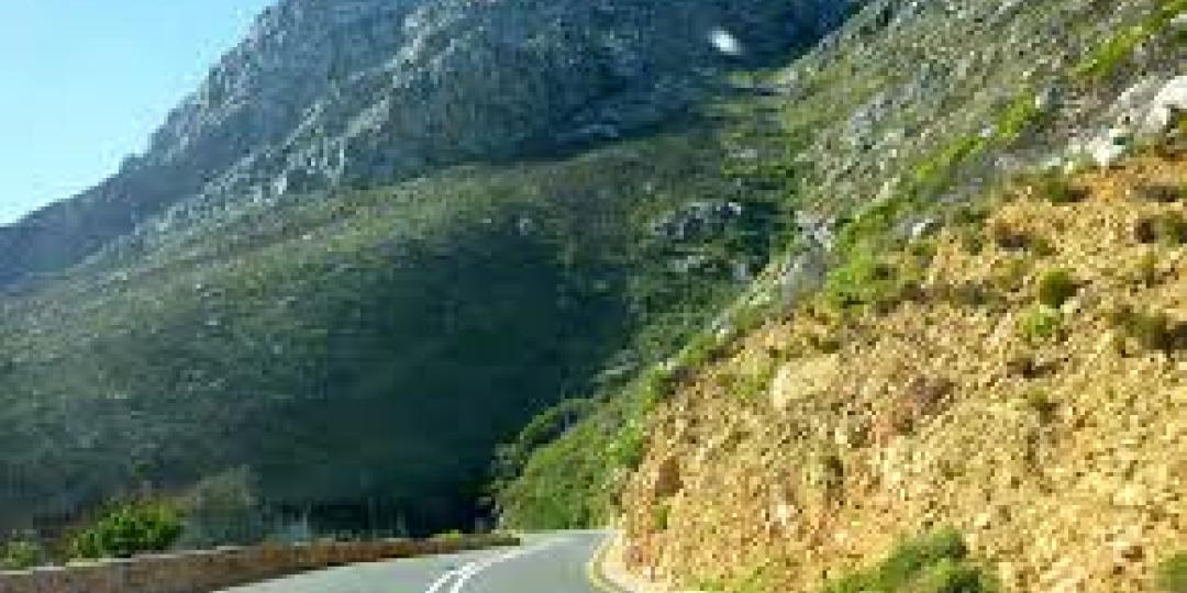 The R44 between Rooi Els and Gordon’s Bay. 